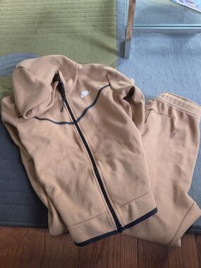 Nike TECH Tan Hoodie & Sweatpants Set